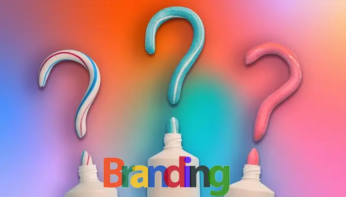 پروژه برندینگ تصویر خمیردندان به شکل علامت سوال و نوشته برندینگ رنگی